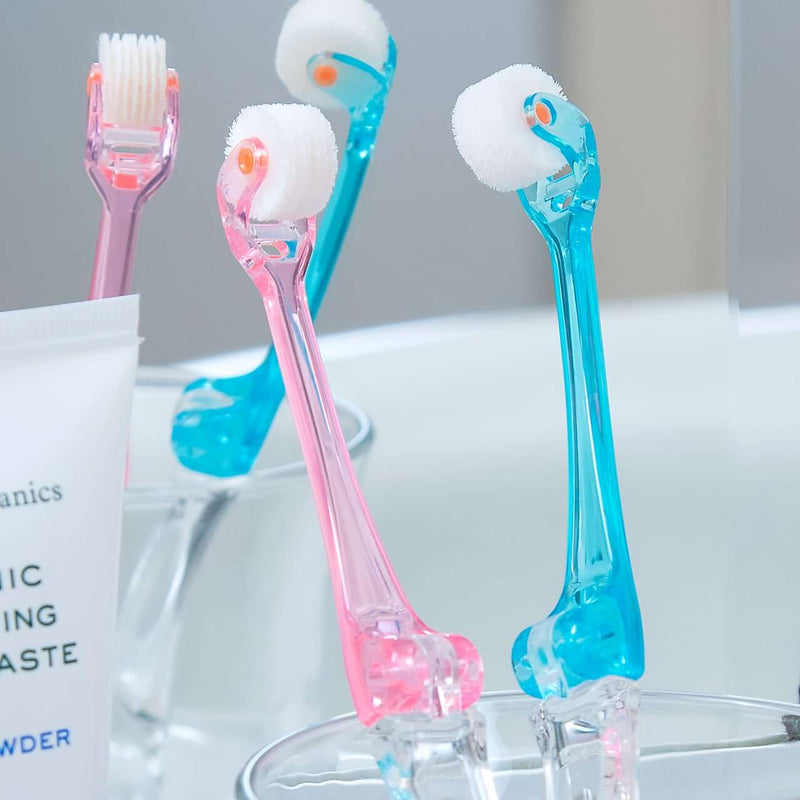 Silver Ion Purifying Folding Toothbrush (Per Unit) | KURUN
