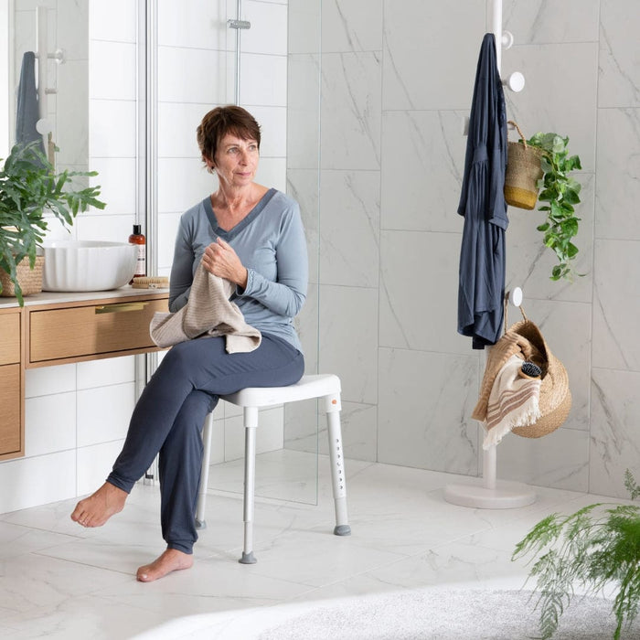 Shower Stool Grey | Etac Edge