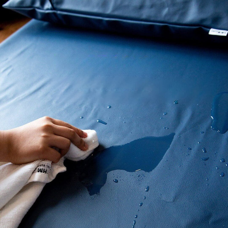 Sarung Bantal PVC Berzip Kalis Air | iElder